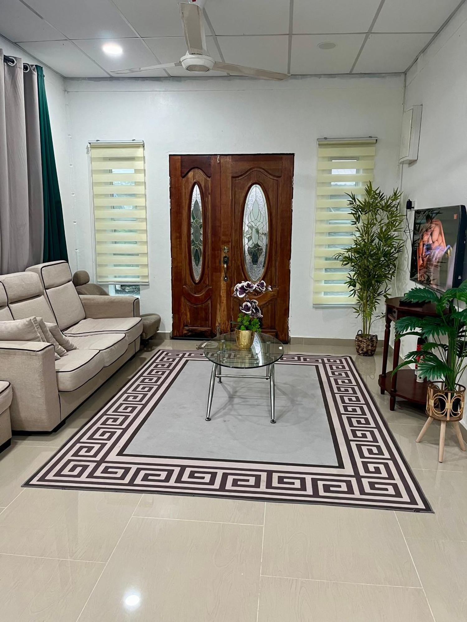 Tiara Inn Homestay 2 Tingkat Pontian Johor Pontian Besar 外观 照片